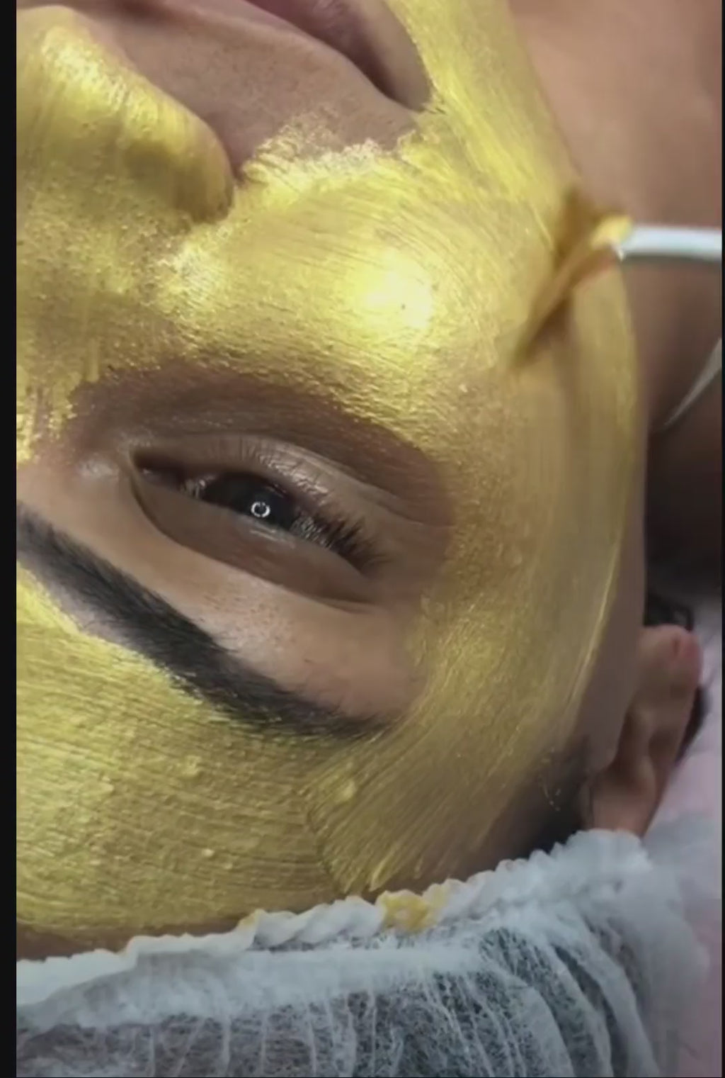 Gold Glam Facial